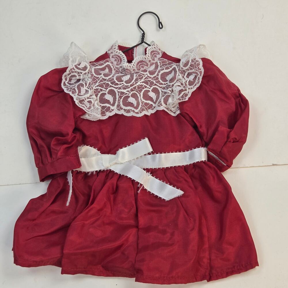 Pleasant Company Samantha Cranberry Party Dress 1986 West Germany Heart Lace